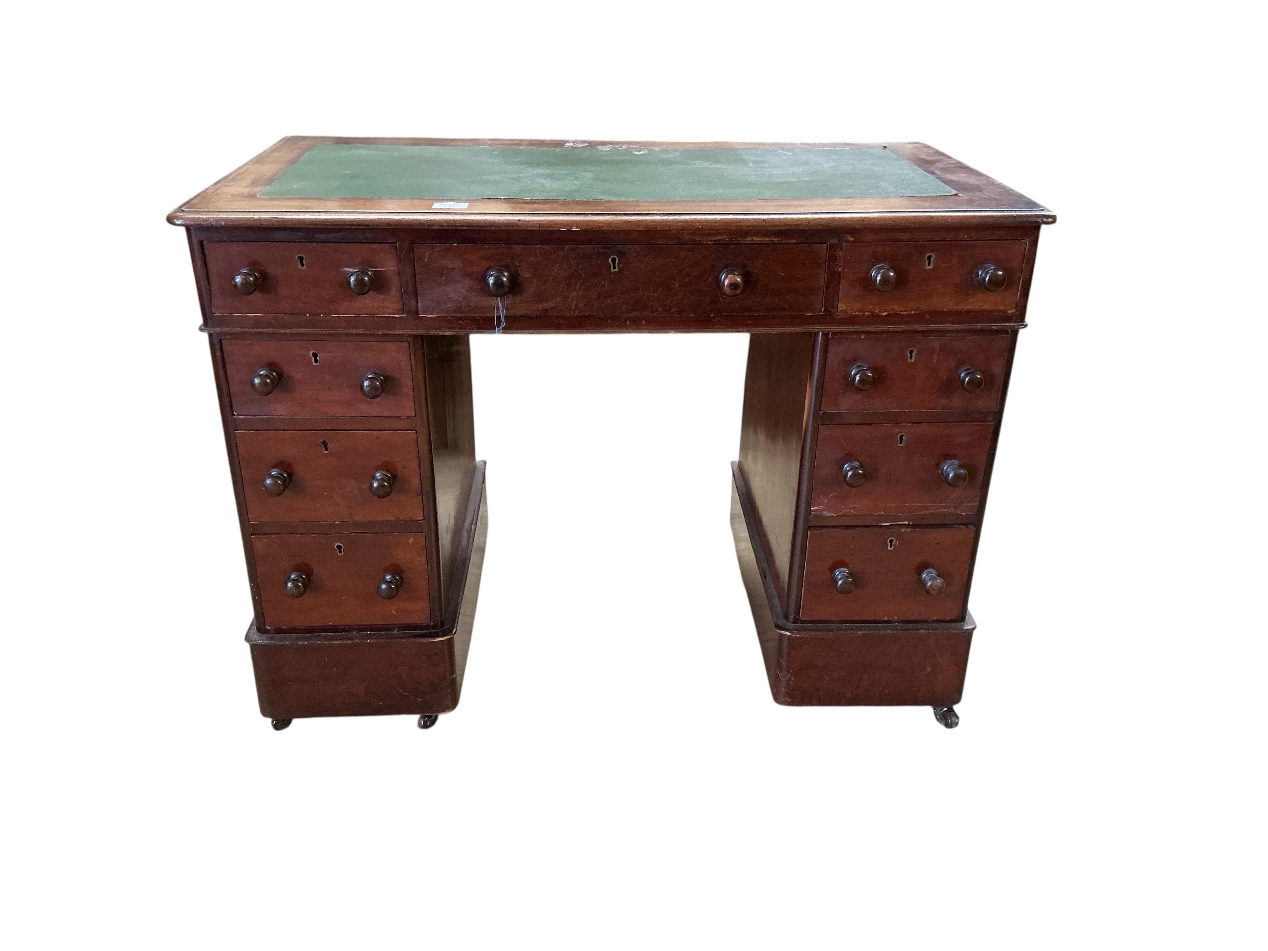 A Victorian mahogany pedestal desk, width 103cm, depth 56cm, height 76cm